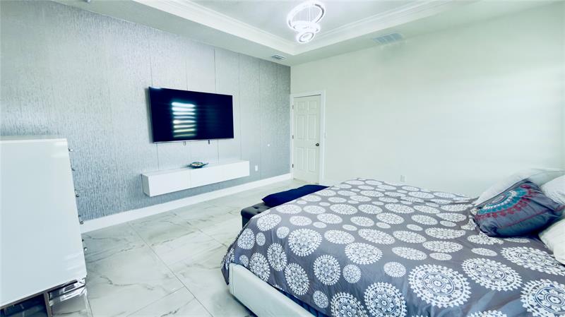 Image 18 of 47 For 2149 Susset Lane