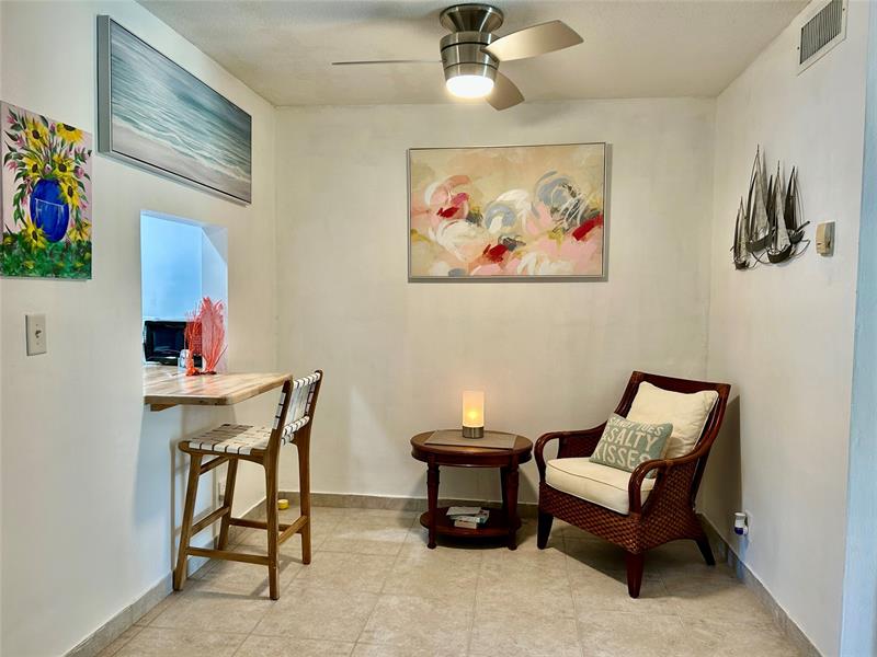 Image 13 of 25 For 2050 39th St  N108