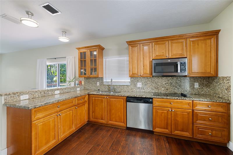 Image 13 of 58 For 1512 106th Ave