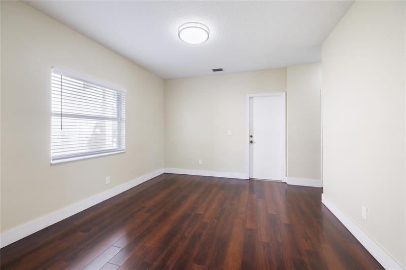 Image 16 of 58 For 1512 106th Ave