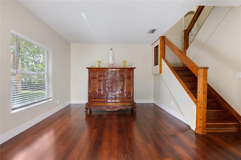 Image 21 of 58 For 1512 106th Ave