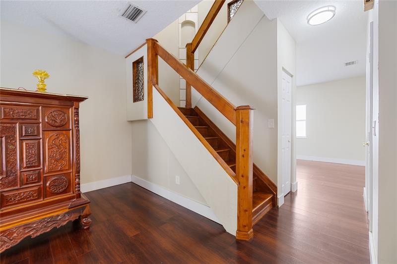 Image 26 of 58 For 1512 106th Ave