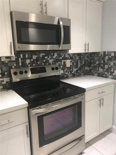 Image 3 of 24 For 9576 1st Ct  9-f