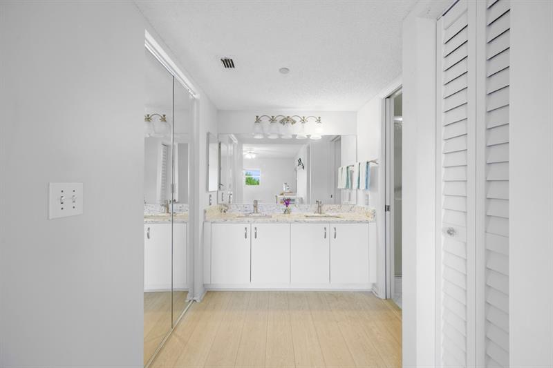 Image 13 of 23 For 550 137th Ave  401l