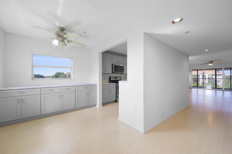 Image 8 of 23 For 550 137th Ave  401l