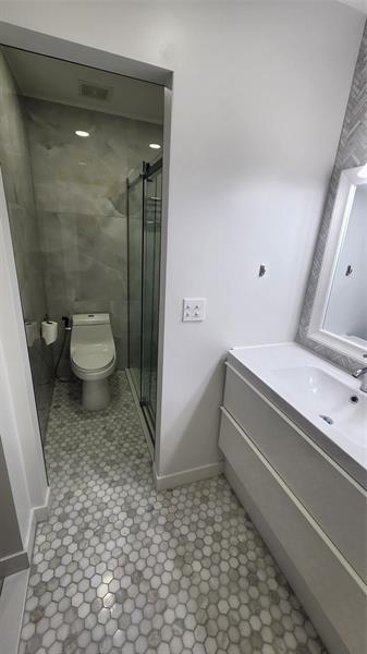 Image 16 of 20 For 2111 12th St