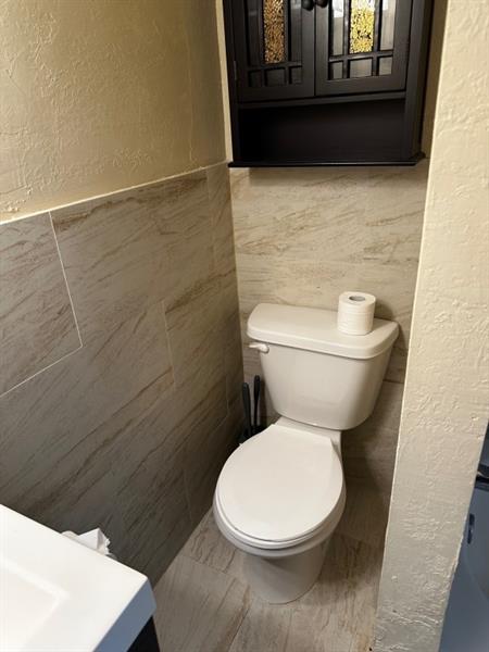 Image 13 of 15 For 8-10 12th St  2