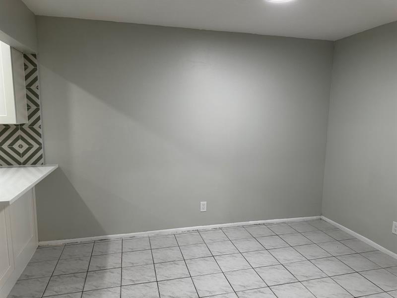 Image 15 of 15 For 8-10 12th St  2