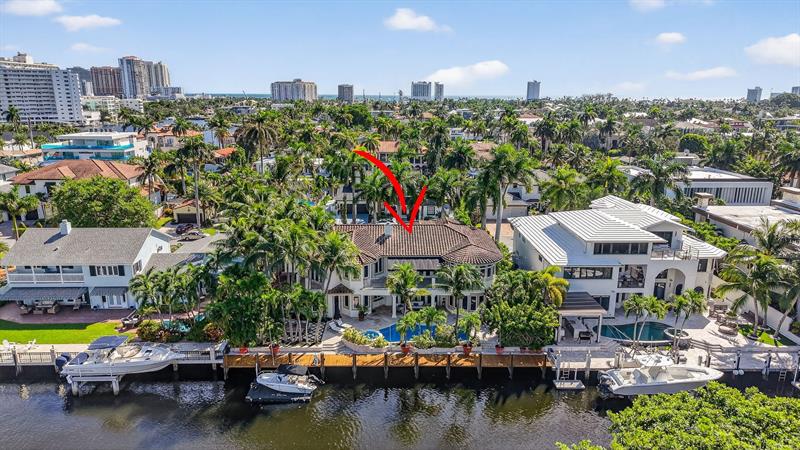 Image 9 of 93 For 519 Royal Plaza Dr