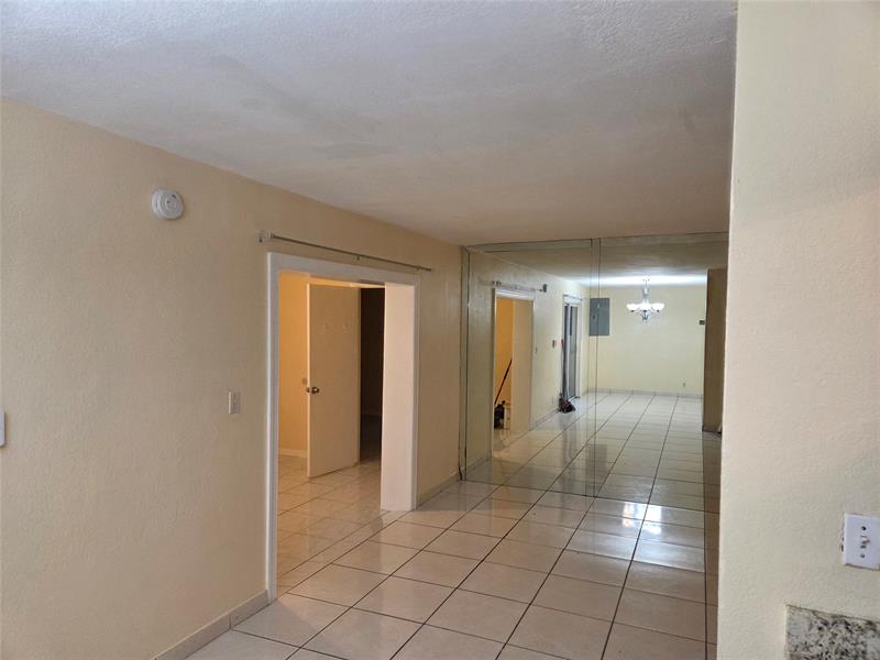 Image 12 of 27 For 7818 7th Ct  