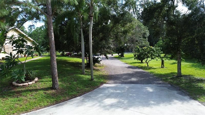 Image 15 of 46 For 9795 Whippoorwill Trl