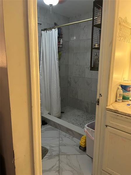 Image 26 of 46 For 9795 Whippoorwill Trl