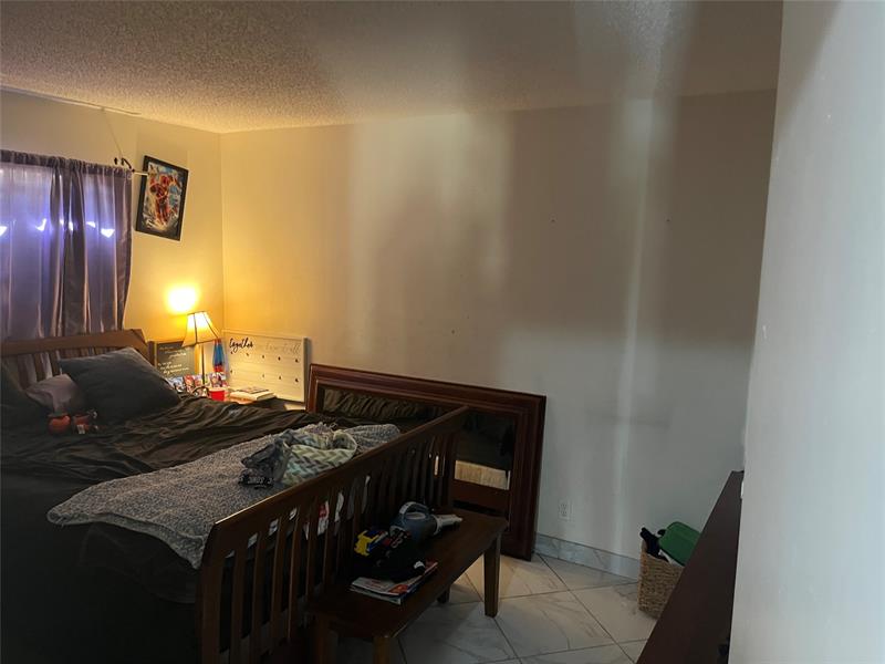 Image 31 of 46 For 9795 Whippoorwill Trl