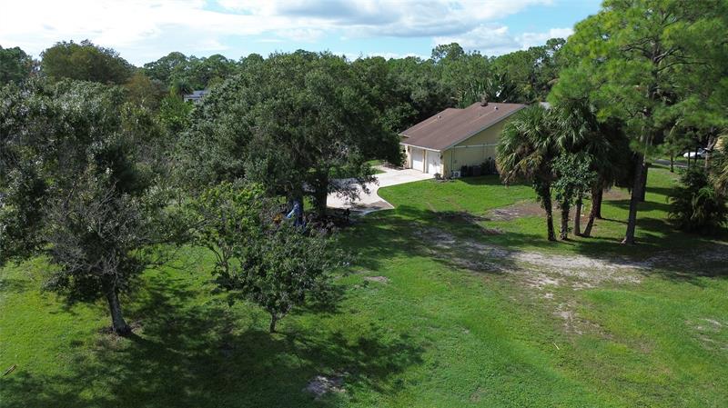 Image 9 of 46 For 9795 Whippoorwill Trl