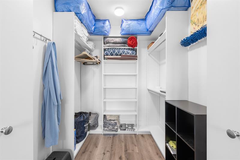 Image 10 of 33 For 806 Cypress Grove Ln  403