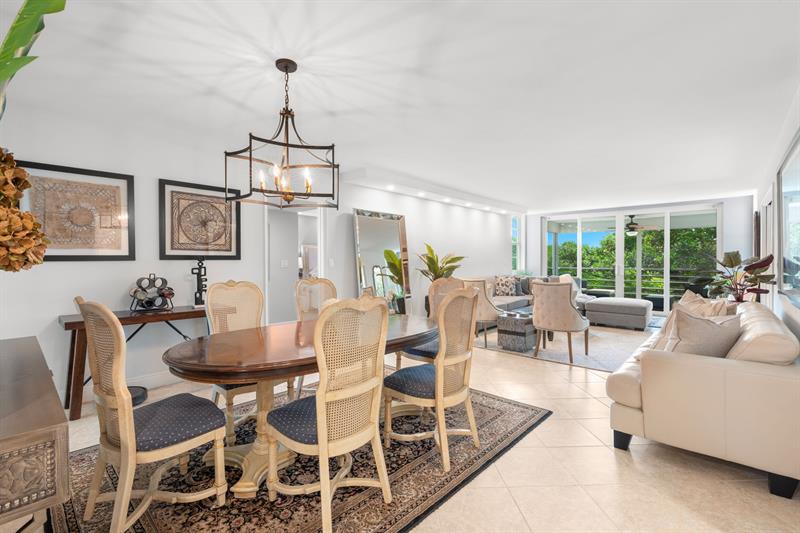 Image 4 of 33 For 806 Cypress Grove Ln  403