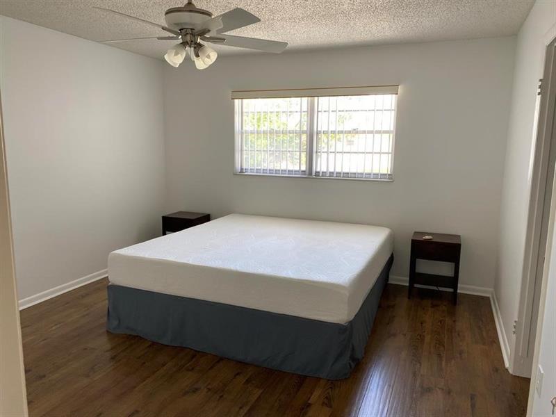 Image 6 of 8 For 340 19th St  207