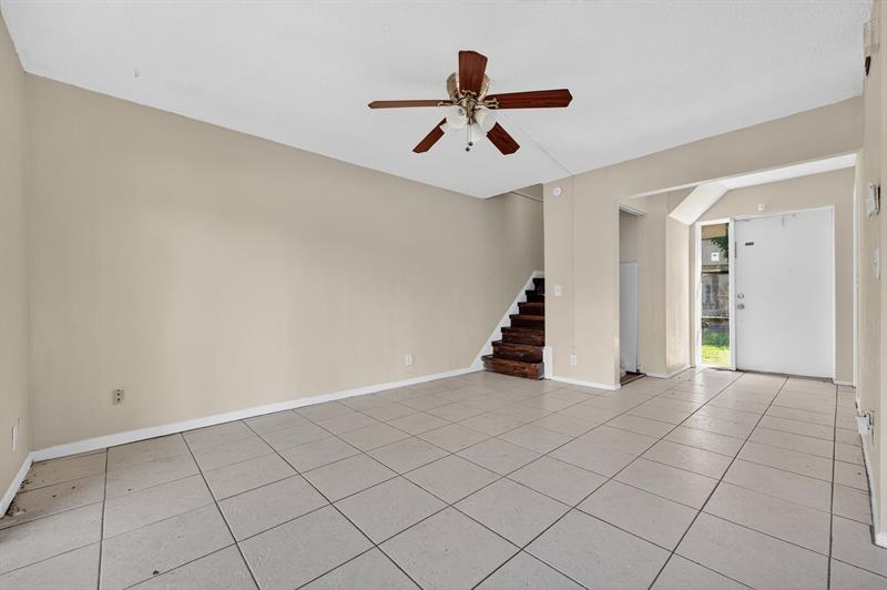 Image 11 of 25 For 2218 58th Ave  27a