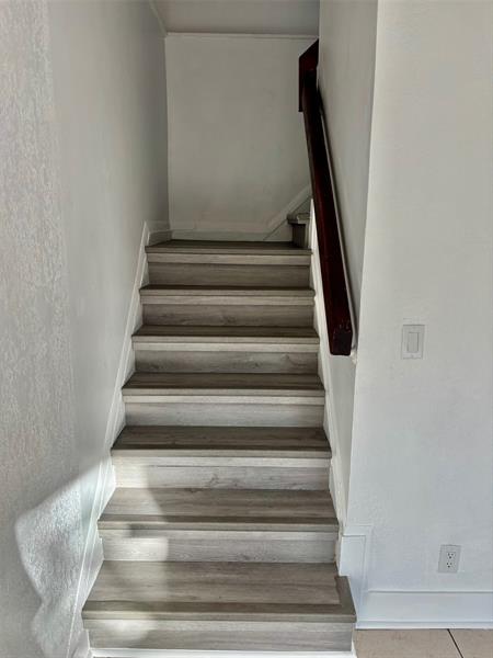 Image 18 of 25 For 2218 58th Ave  27a