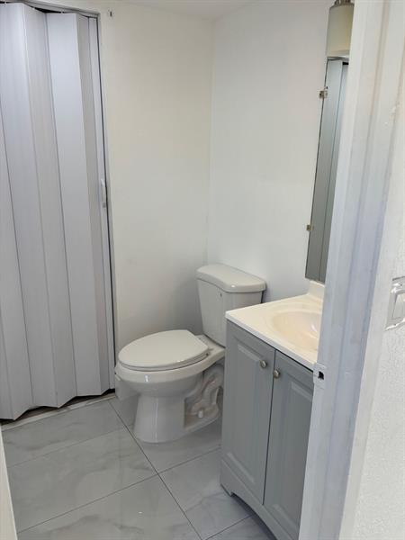 Image 23 of 25 For 2218 58th Ave  27a