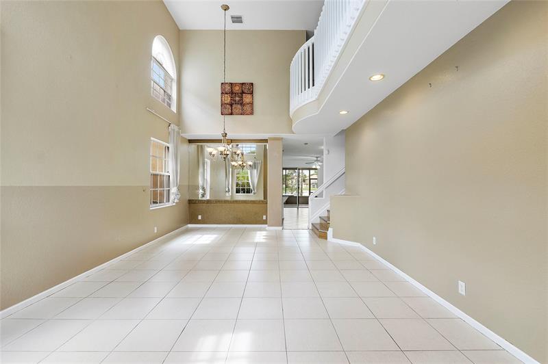 Image 12 of 47 For 6911 Sea Daisy Dr