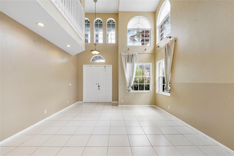 Image 14 of 47 For 6911 Sea Daisy Dr