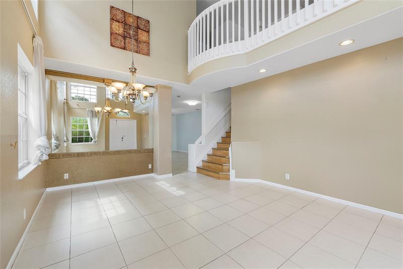 Image 15 of 47 For 6911 Sea Daisy Dr