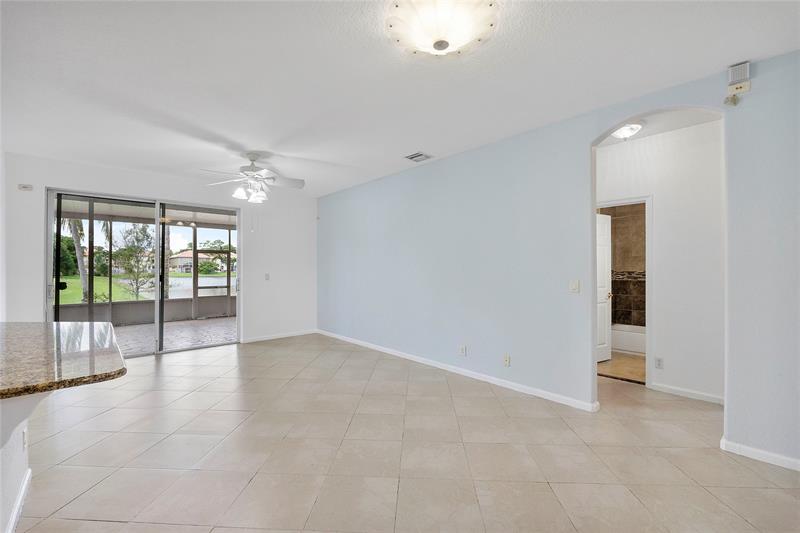 Image 17 of 47 For 6911 Sea Daisy Dr