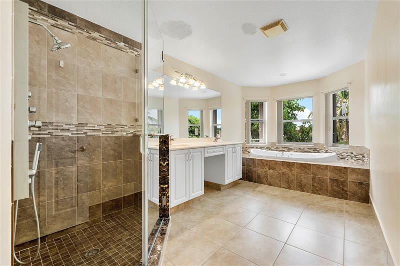 Image 33 of 47 For 6911 Sea Daisy Dr