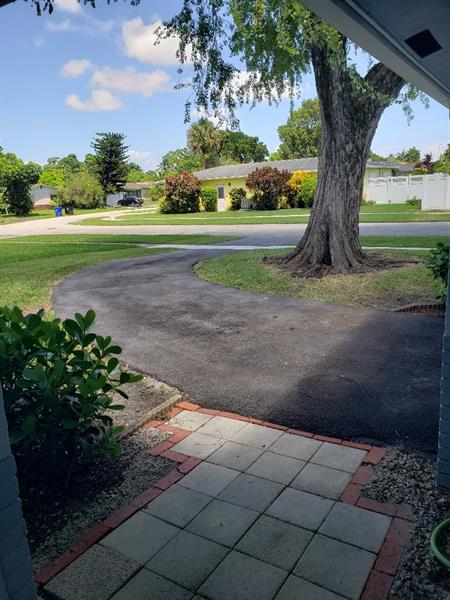 Image 4 of 28 For 1105 Merion Pl