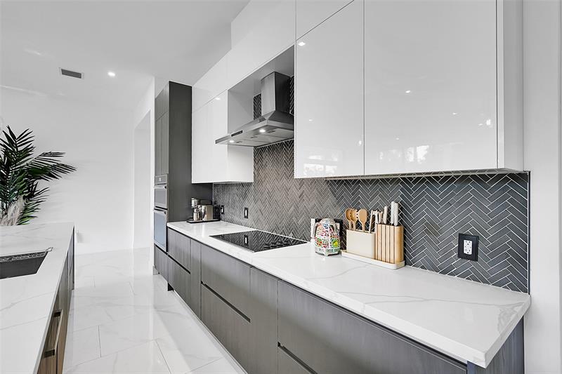 Image 12 of 47 For 12300 Rhino Oaks Drive