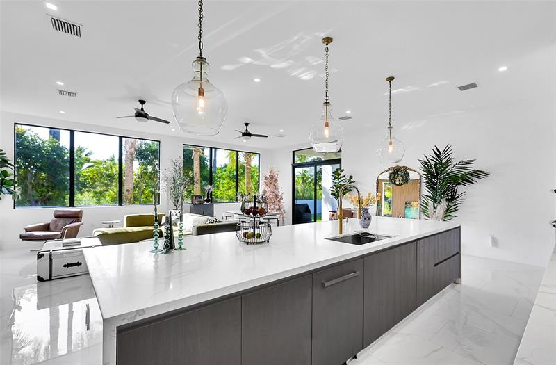 Image 13 of 47 For 12300 Rhino Oaks Drive