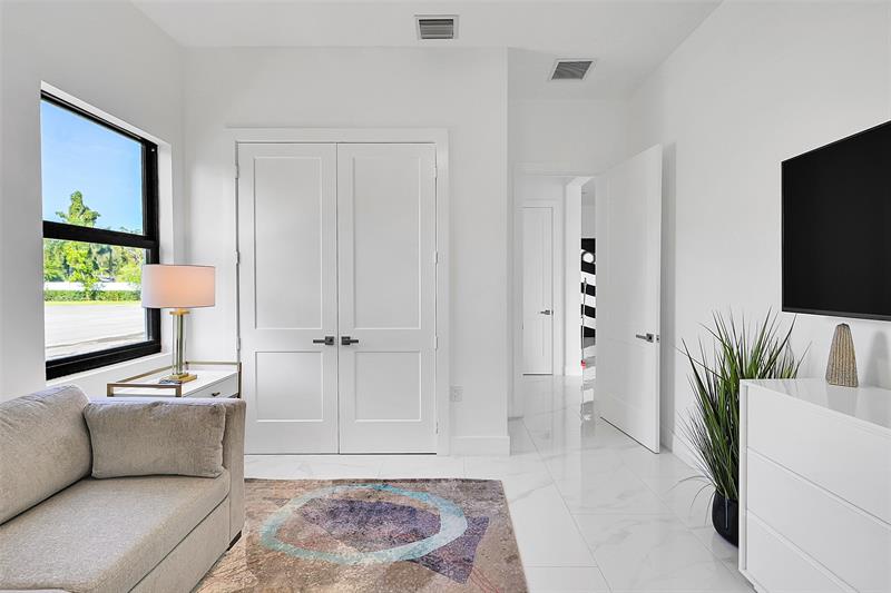 Image 17 of 47 For 12300 Rhino Oaks Drive