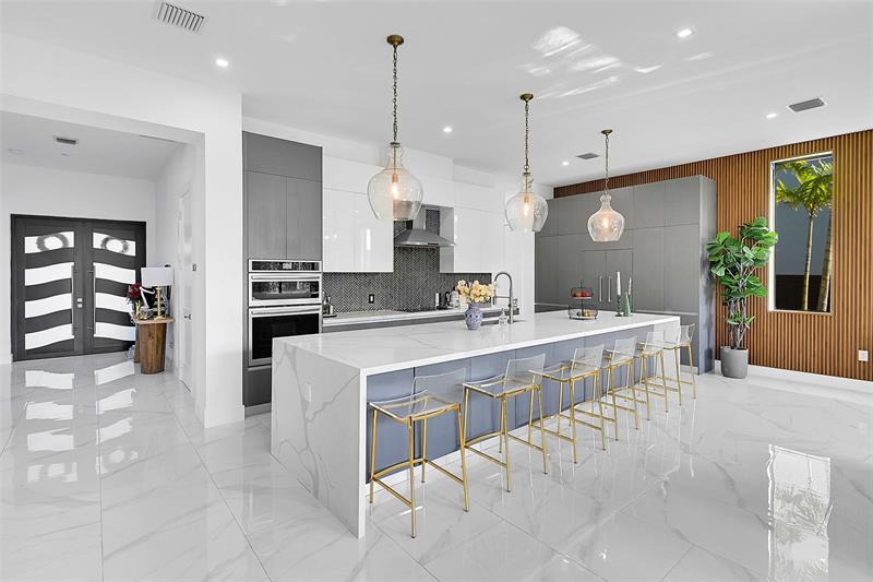 Image 2 of 47 For 12300 Rhino Oaks Drive