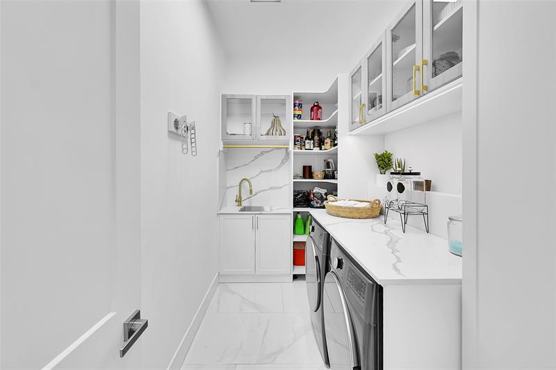 Image 20 of 47 For 12300 Rhino Oaks Drive