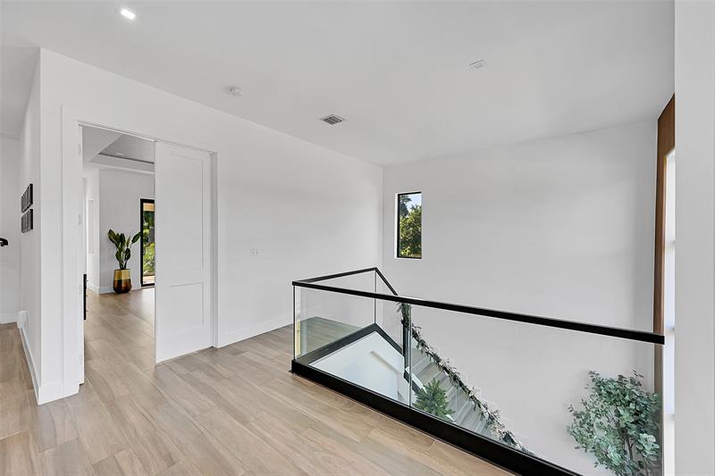 Image 22 of 47 For 12300 Rhino Oaks Drive