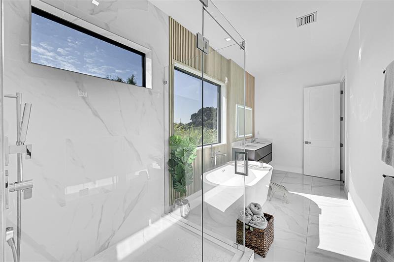 Image 31 of 47 For 12300 Rhino Oaks Drive