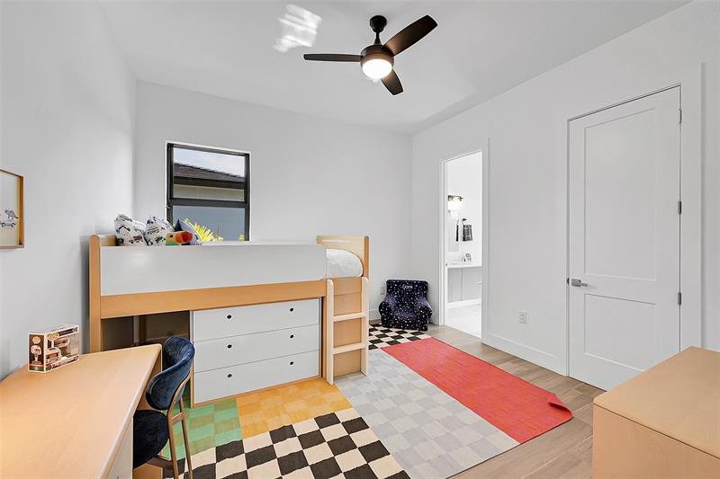 Image 42 of 47 For 12300 Rhino Oaks Drive