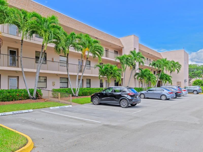 Details for 10402 Sunrise Lakes Blvd  312, Sunrise, FL 33322