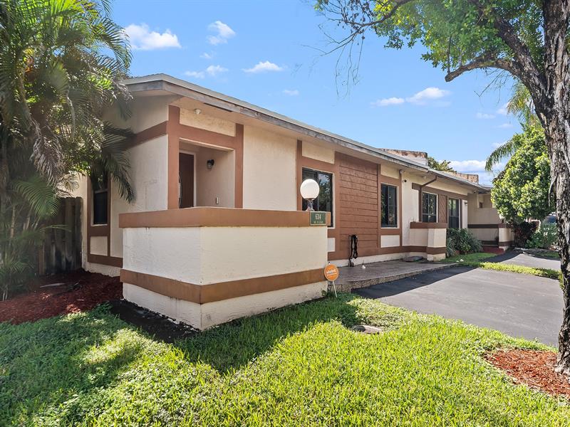 Image 17 of 18 For 6314 29th Ct