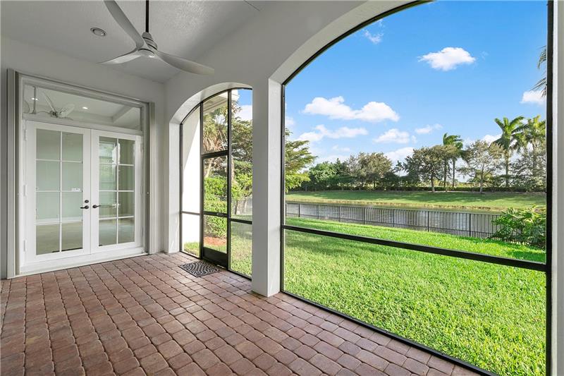 Image 11 of 97 For 10980 78th Pl