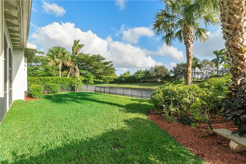 Image 15 of 97 For 10980 78th Pl