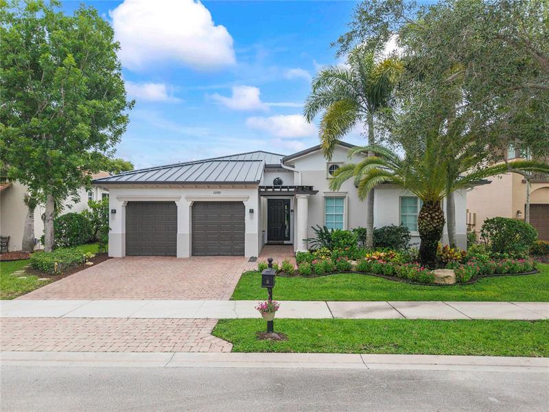 Image 25 of 97 For 10980 78th Pl