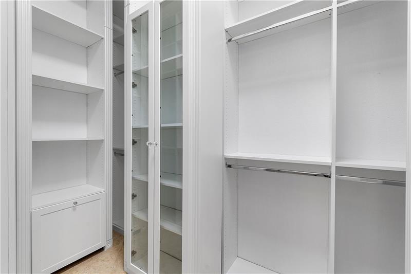 Image 32 of 97 For 10980 78th Pl