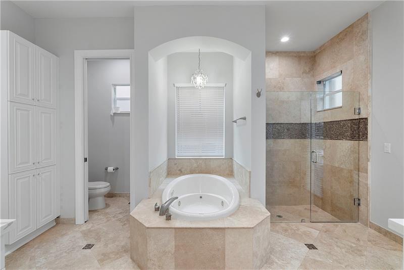 Image 34 of 97 For 10980 78th Pl