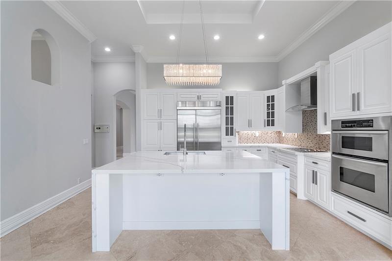 Image 4 of 97 For 10980 78th Pl