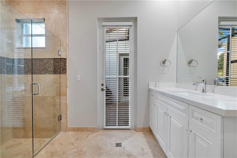 Image 41 of 97 For 10980 78th Pl