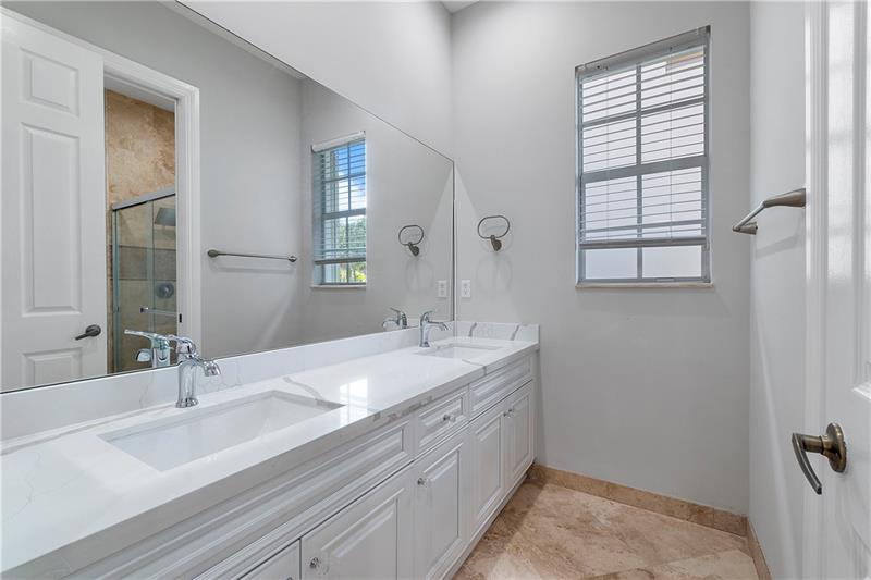 Image 47 of 97 For 10980 78th Pl