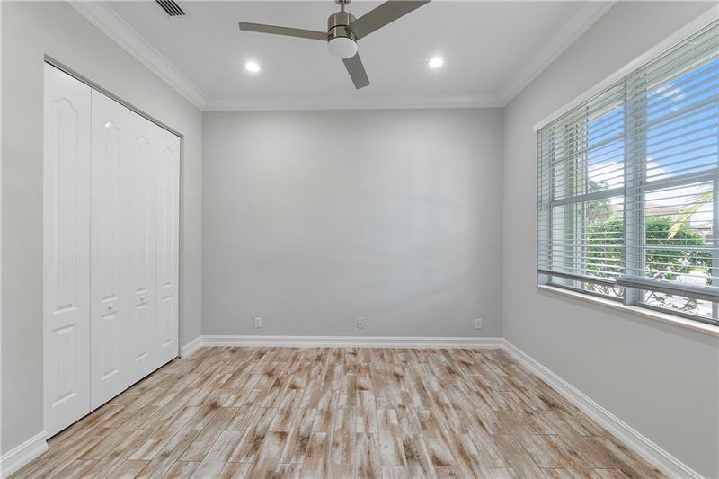 Image 53 of 97 For 10980 78th Pl