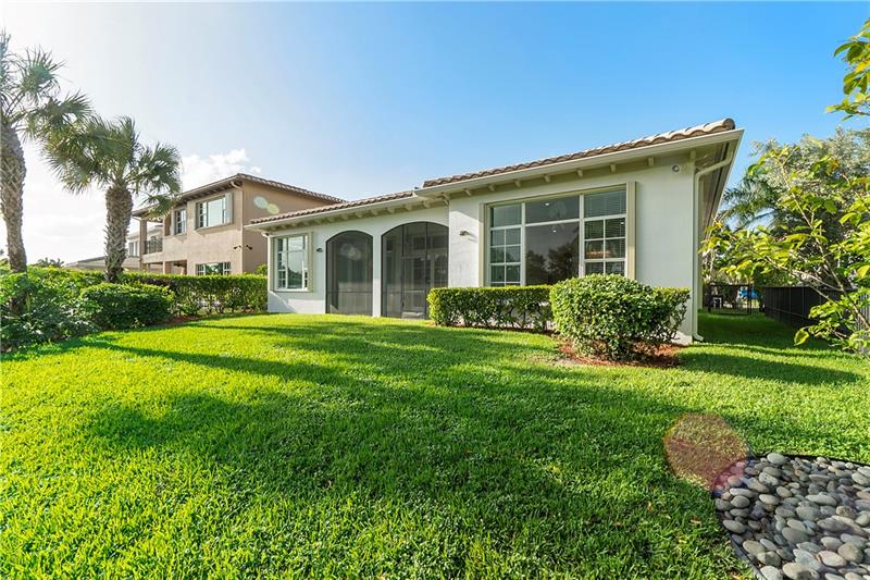 Image 59 of 97 For 10980 78th Pl